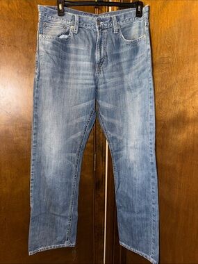 Men's Light Blue Relaxed Straight Jeans